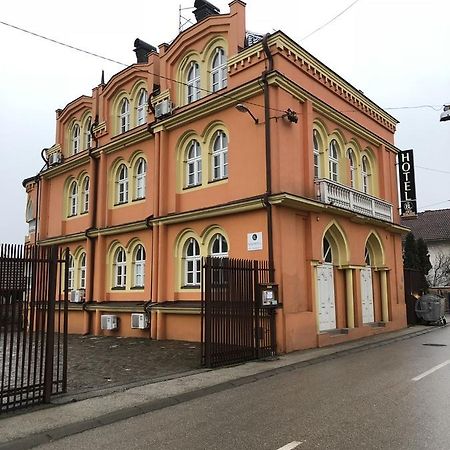Motel Vila Bakarni Brčko Екстериор снимка